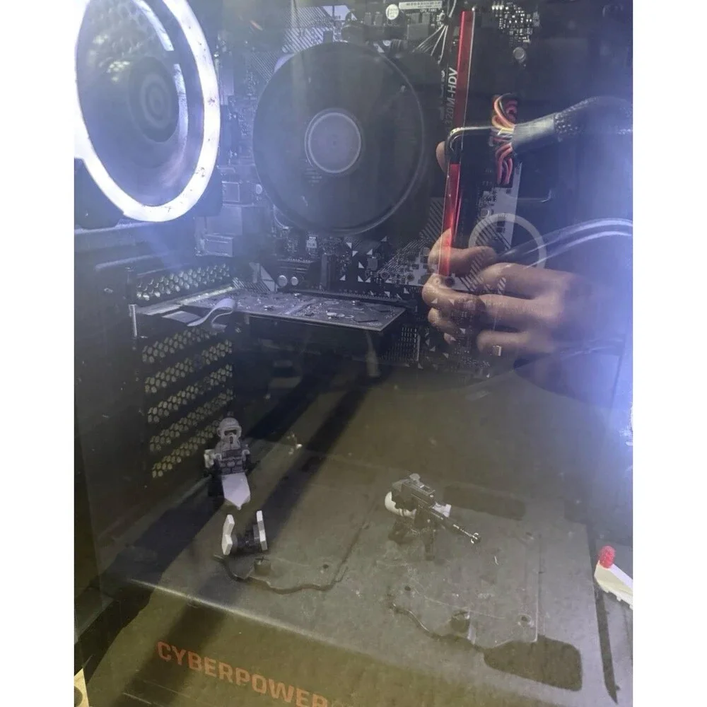 CyberPowerPC Desktop Works Good With Mouse And Keyboard Gaming Customizable
